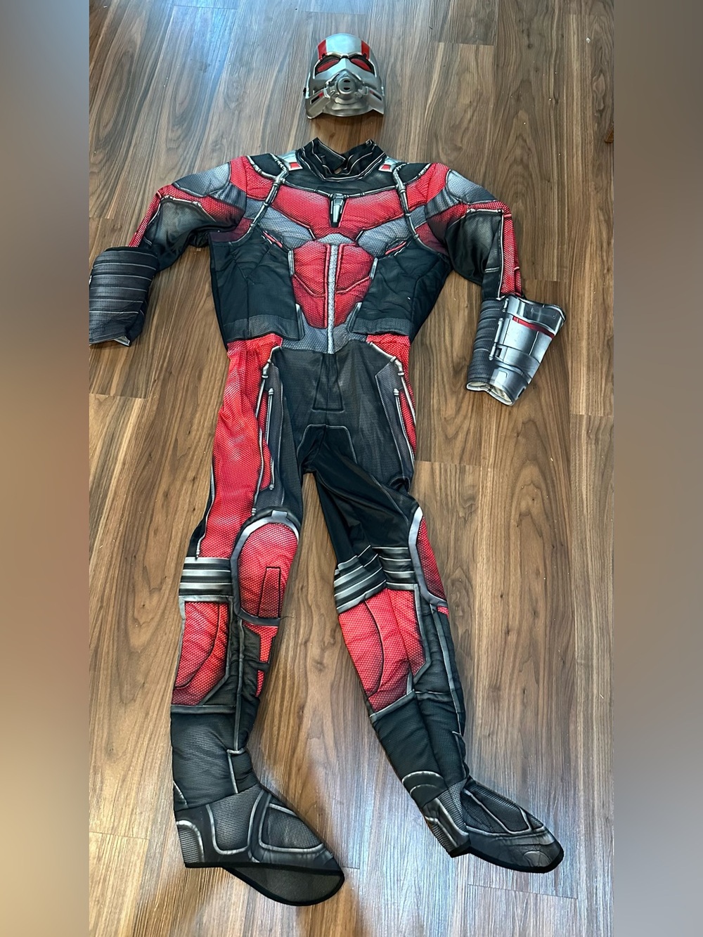 Ant Man Marvel Red and Black Superhero Jumpsuit Costume adult size standard